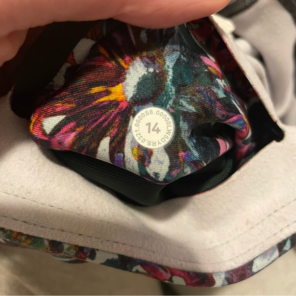 Lululemon Base Pace High Rise Fleece tight - Picture 9 of 9